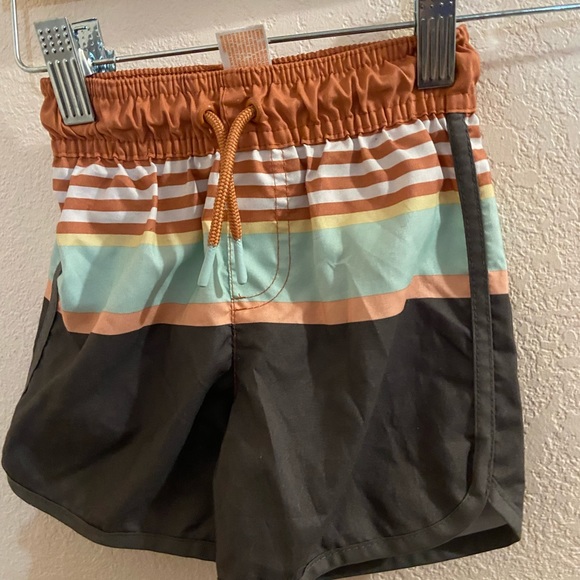 Cat and jack swim trunks - Picture 3 of 3